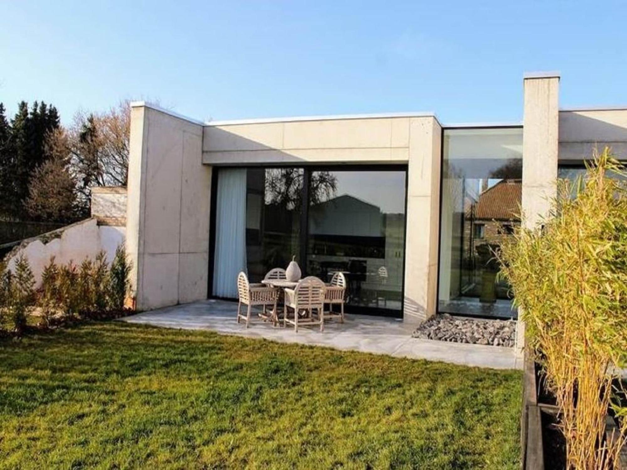Cozy Villa In Dalhem Ardennes With Private Garden المظهر الخارجي الصورة