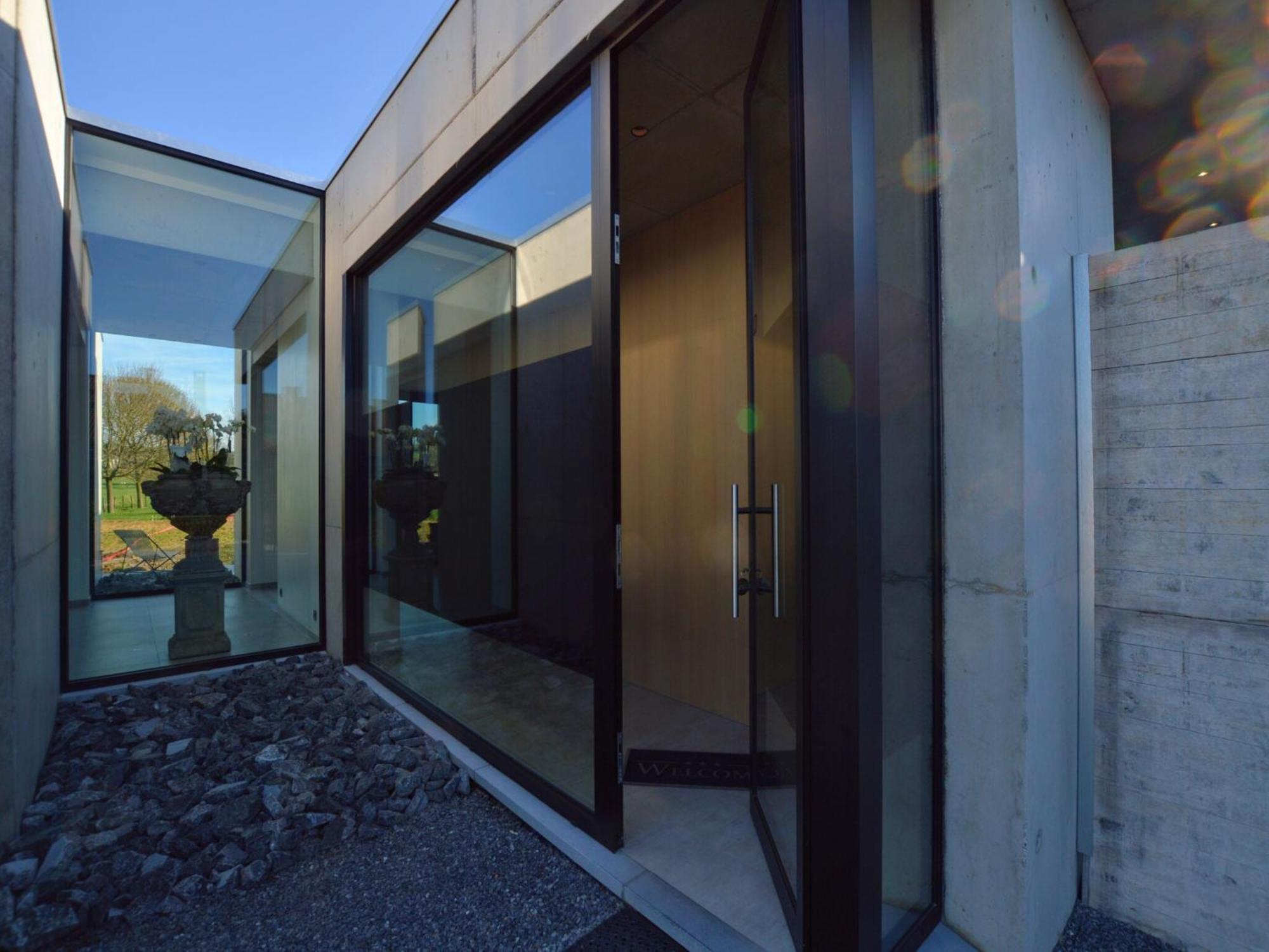 Cozy Villa In Dalhem Ardennes With Private Garden المظهر الخارجي الصورة
